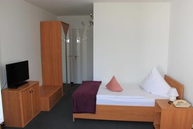 Hotel-Cafe-Galerie