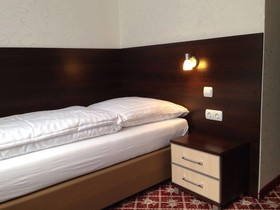 Skyline Hotel