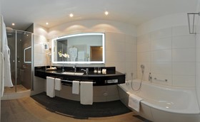 Best Western Premier Parkhotel Kronsberg