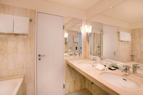 DoubleTree by Hilton Hannover Schweizerhof