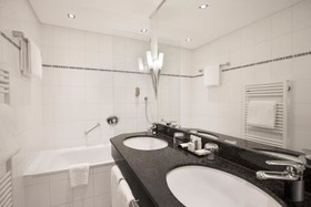 DoubleTree by Hilton Hannover Schweizerhof