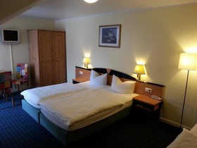 Hotel Flora