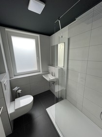 IQ Hotel