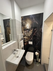 IQ Hotel