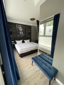 IQ Hotel