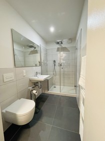 IQ Hotel