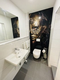 IQ Hotel
