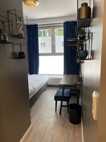 IQ Hotel