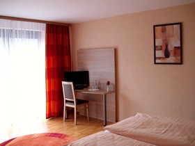Hotel Road-House