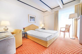 Seehotel am Tankumsee