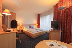 Hotel Near By