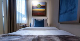 Delphi Hotel & Restaurant