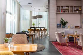Vienna House Easy by Wyndham Osnabrück
