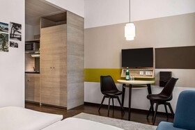 Vienna House Easy by Wyndham Osnabrück