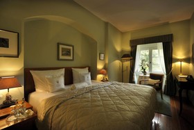 Relais & Châteaux Schlosshotel Burg Schlitz