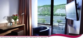 Villa am Rhein