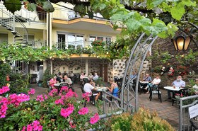 Winzerhotel zum Moselstrand