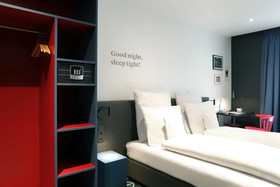 Sander Hotel