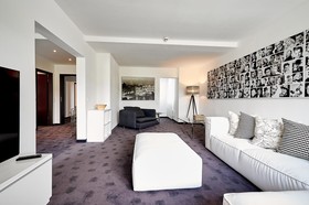 FourSide Plaza Hotel Trier, Trademark Collection by Wyndham