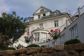 Hotel Villa Hugel