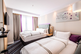 Premier Inn Köln City Süd Hotel
