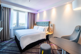 Premier Inn Köln City Süd Hotel