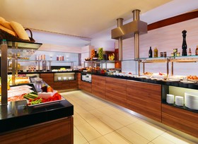 Sheraton Düsseldorf Airport Hotel