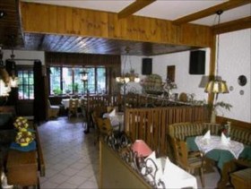 City-West Restaurant & Hotel