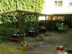 City-West Restaurant & Hotel