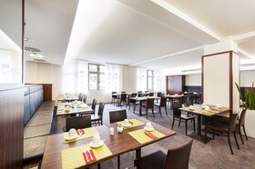 Premier Inn Köln City Mediapark