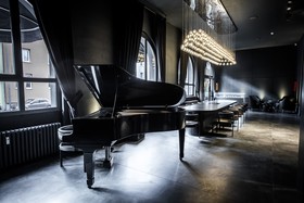 Black Hotels