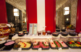 INA Hotel Royal