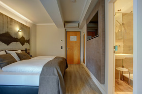 Premier Inn Köln City Centre