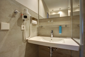Premier Inn Köln City Centre