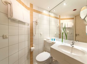Essential by Dorint Hotel Köln-Junkersdorf