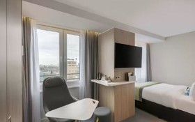 Premier Inn Köln City Süd Hotel