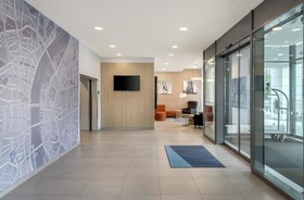 Premier Inn Köln City Süd Hotel