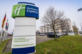 Holiday Inn Express Köln - Mühlheim