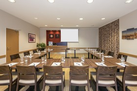 Holiday Inn Express Köln - Mühlheim