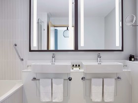 Hotel Mondial am Dom Cologne MGallery