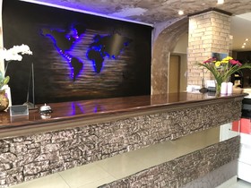 M-Kinghotel