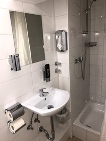 M-Kinghotel