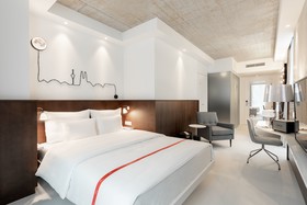 Ruby Ella Hotel & Bar