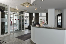 UHU Hotel Garni