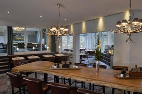 UHU Hotel Garni