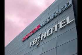 V8 Hotel Köln