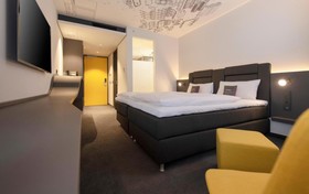 V8 Hotel Köln