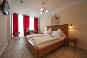 Xll Apostel Albergo