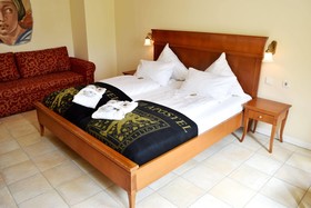 Xll Apostel Albergo