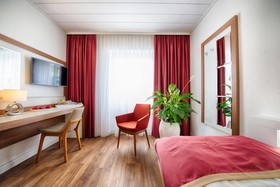 Hotel Senator